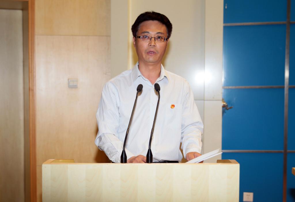 学工部部长、学生处处长王超联宣读表彰决定